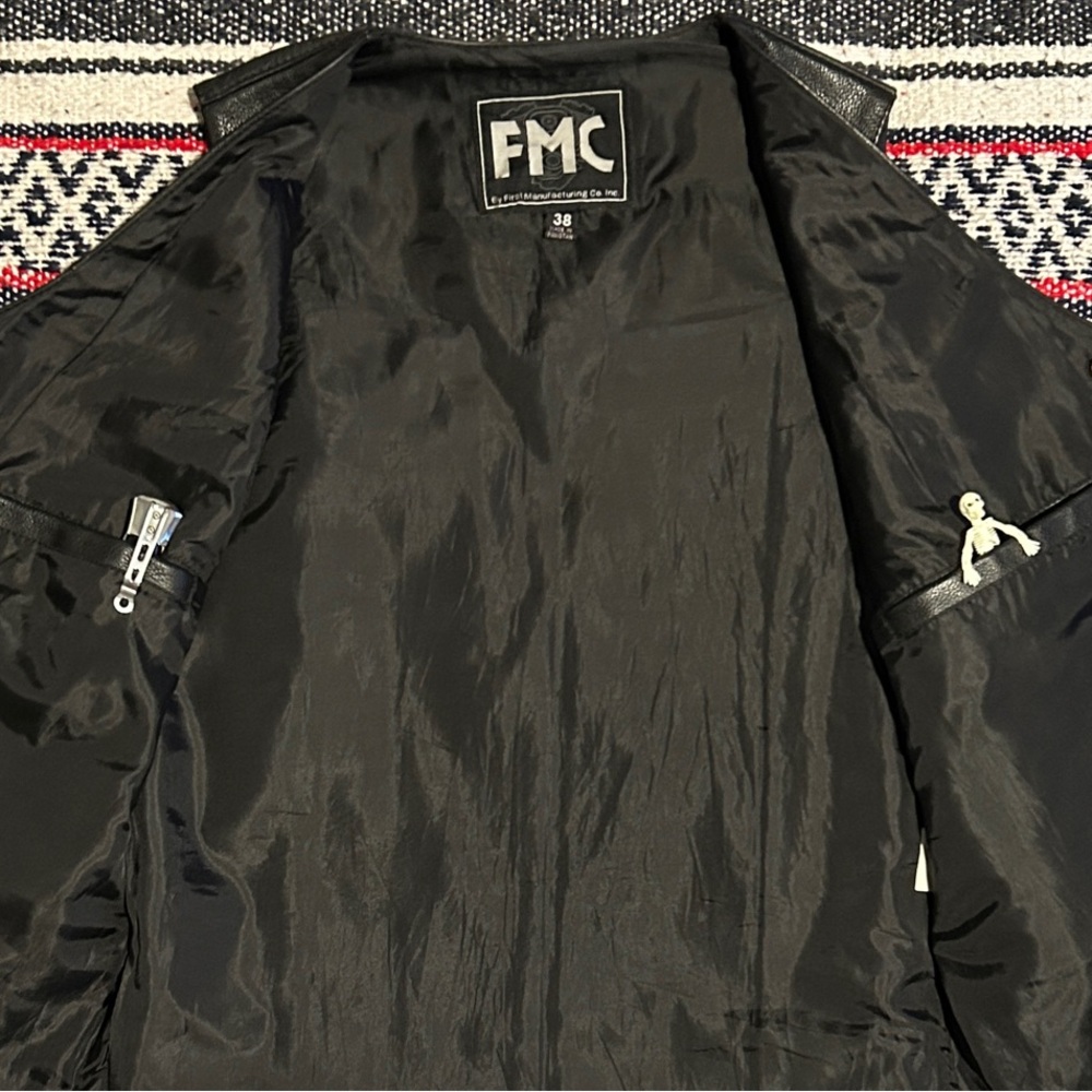 FMC Men's Black Leather Vest - Picture 4 of 6